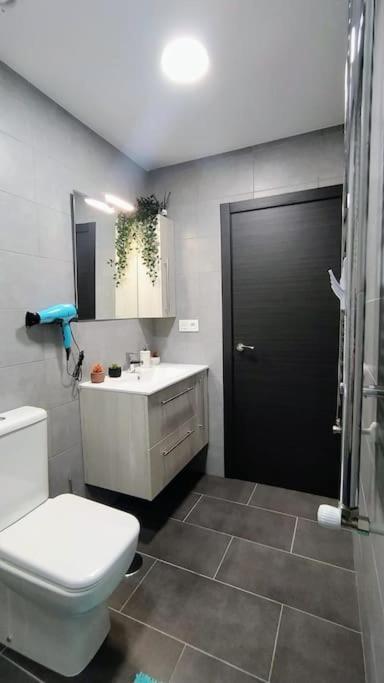 Ca Lolina Playa Apartment Gijon Luaran gambar