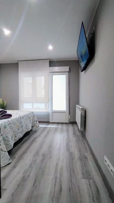 Ca Lolina Playa Apartment Gijon Luaran gambar